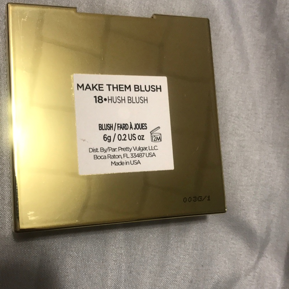 Blush - Picture 3 of 3